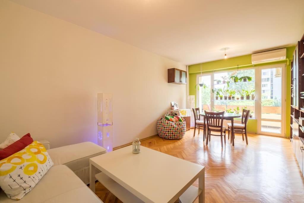 Beautiful Flat In Central Location By Flat Mаnager 소피아 외부 사진